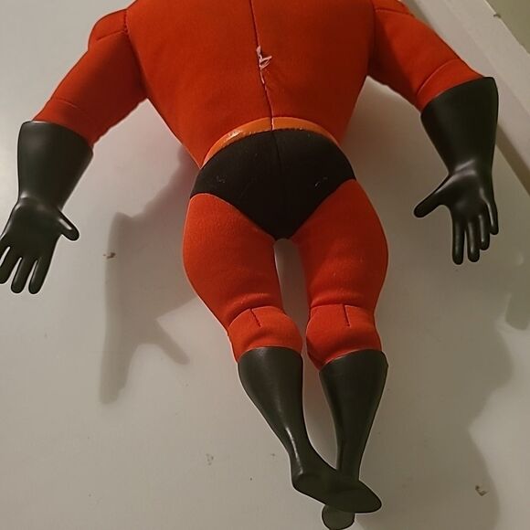 Disney's Incredibles Doll - Picture 8 of 8